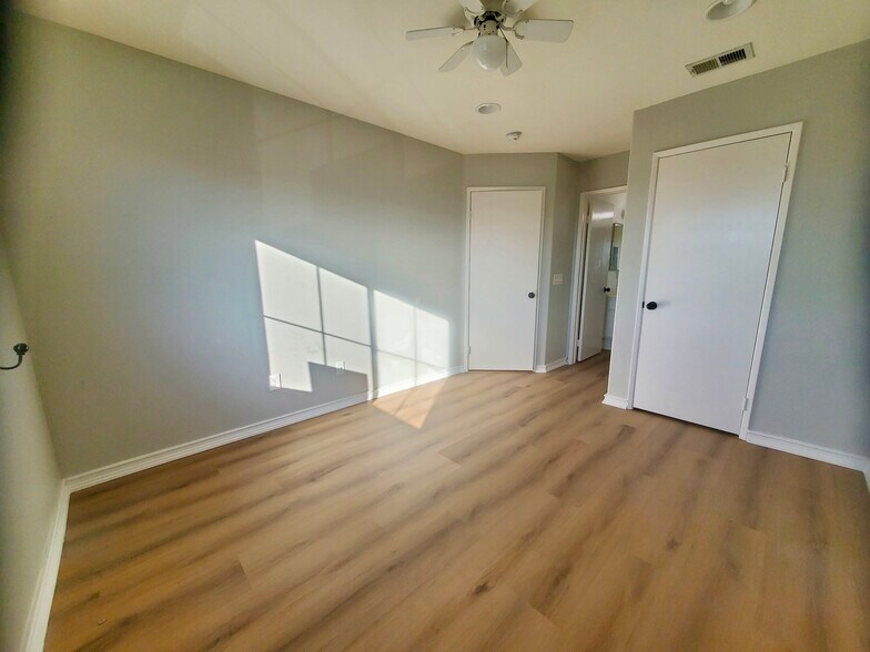 Building Photo - 1126 Latigo Cv