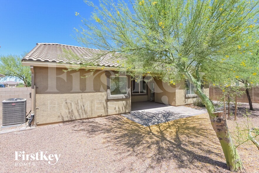 Building Photo - 8839 W Irongate Rd