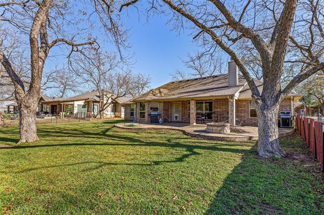 Building Photo - 8918 N Longwood Dr