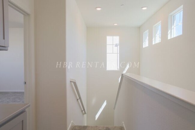 Building Photo - 2861 Reyva Dhillon Ln