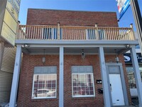 Building Photo - 130 W Main St