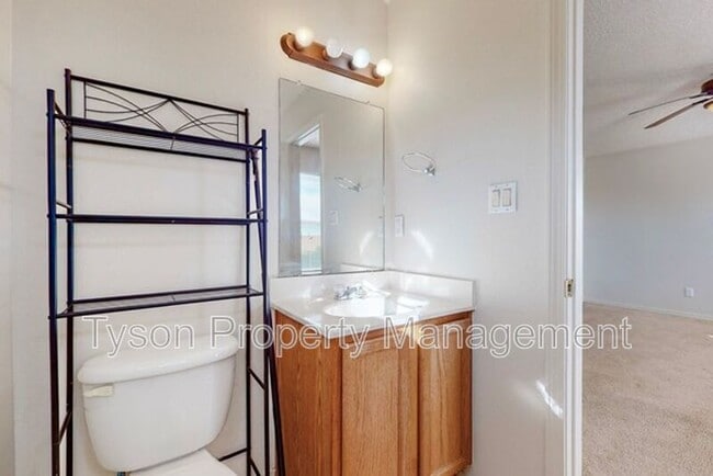 Building Photo - 1934 Tierra De La Luna Dr SW