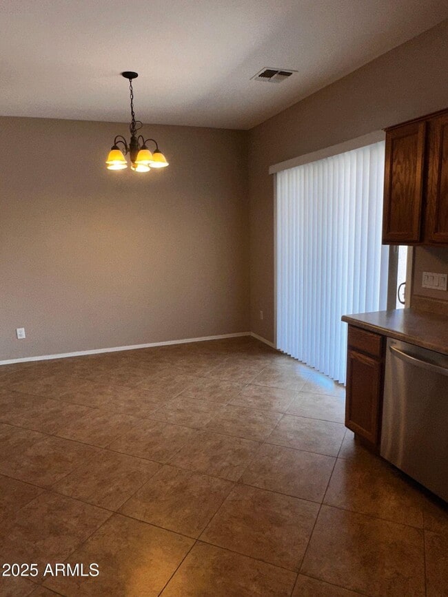 Building Photo - 36113 N Mirandesa Dr