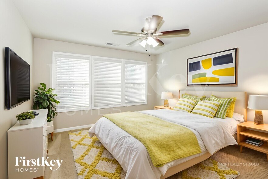 Building Photo - 3196 Baylor Cir