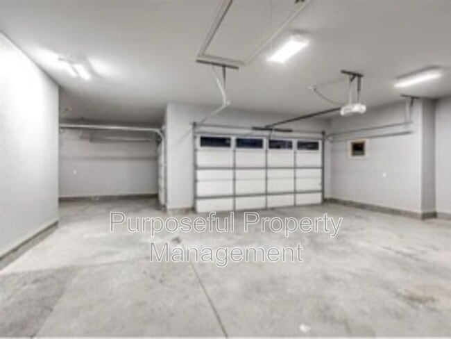 Building Photo - 115 Weaver Rd