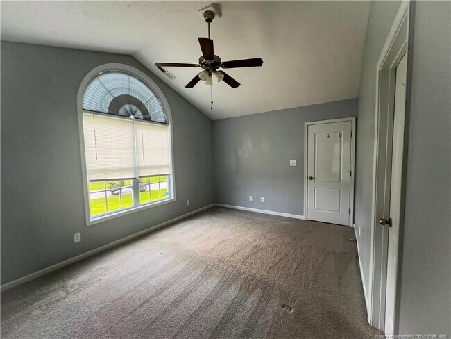 Building Photo - 290 Strike Eagle Dr