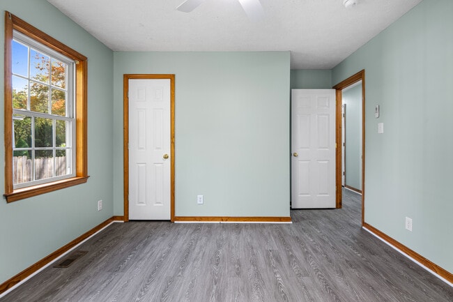 Building Photo - 514 Highland Ave