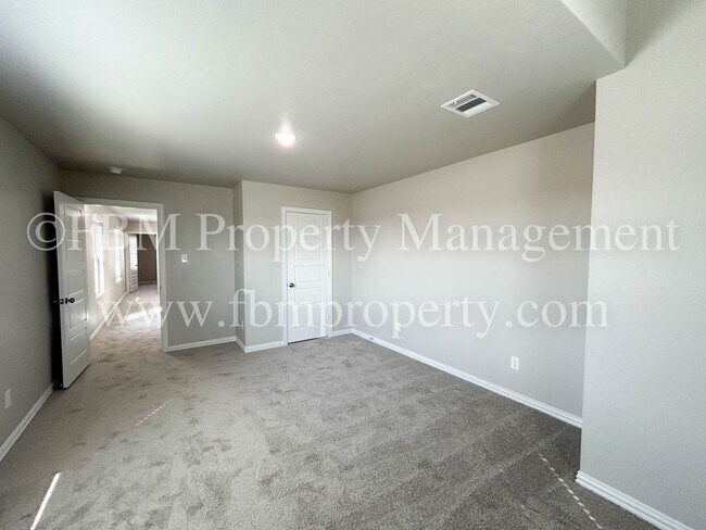 Building Photo - 1773 Ethereal Ln