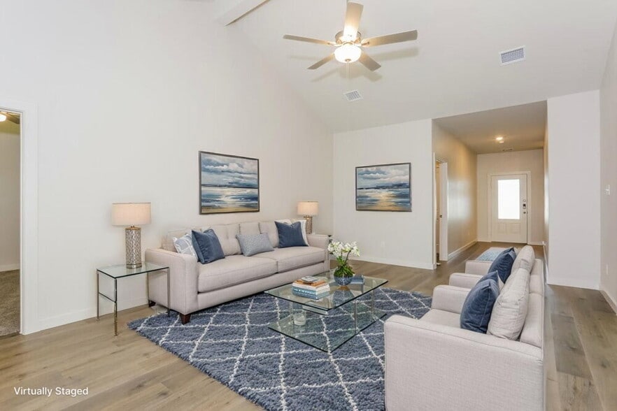 Building Photo - 1540 Woodwinds Dr
