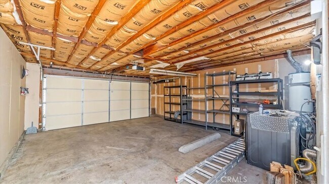 Building Photo - 10861 Mountain View Ave