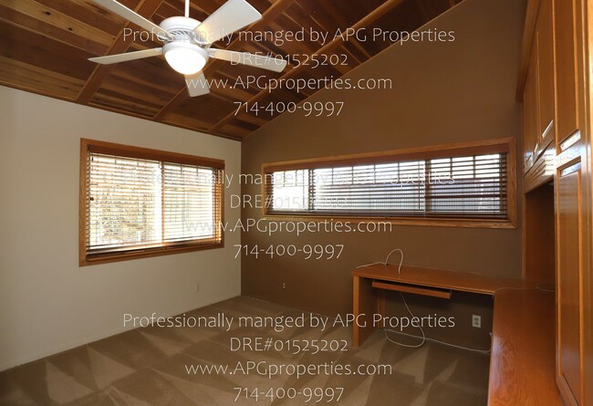 Building Photo - 5411 Park Ave