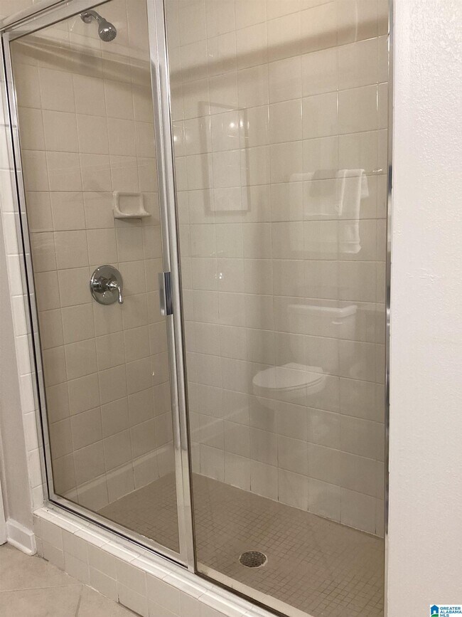 Building Photo - 2402 Lane Parke Ct