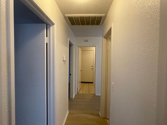 Building Photo - Adelanto Home-3 Bedrooms,2 Bathrooms, Laminate Floors, Indoor Laundry Room, Large Back Yard