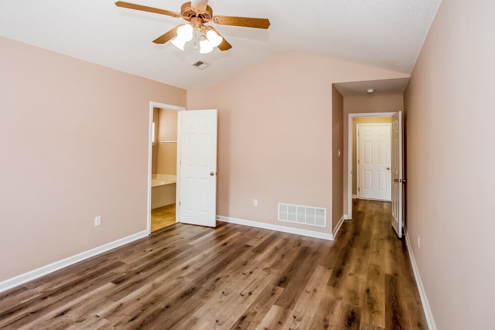 Building Photo - 5882 Tommy Joe Dr