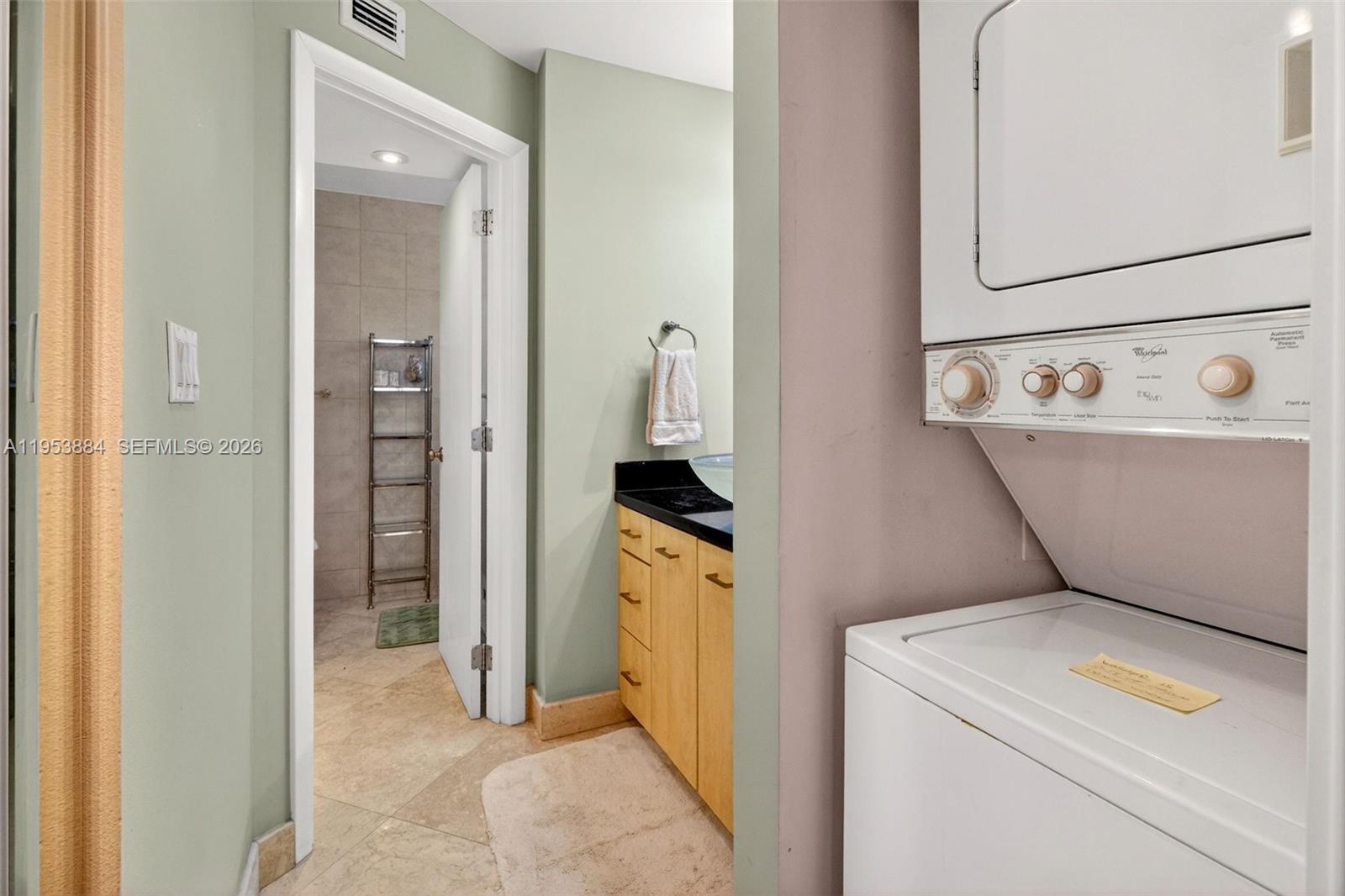 Building Photo - 2401 Collins Ave