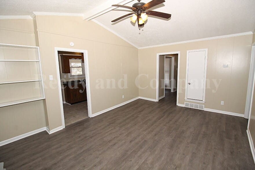 Building Photo - 5901 Tishomingo Dr