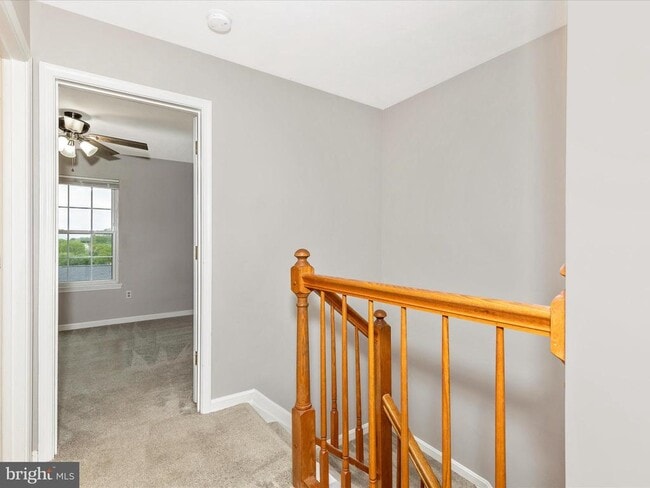 Building Photo - 430 Spalding Ct