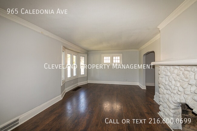 Building Photo - 965 Caledonia Ave