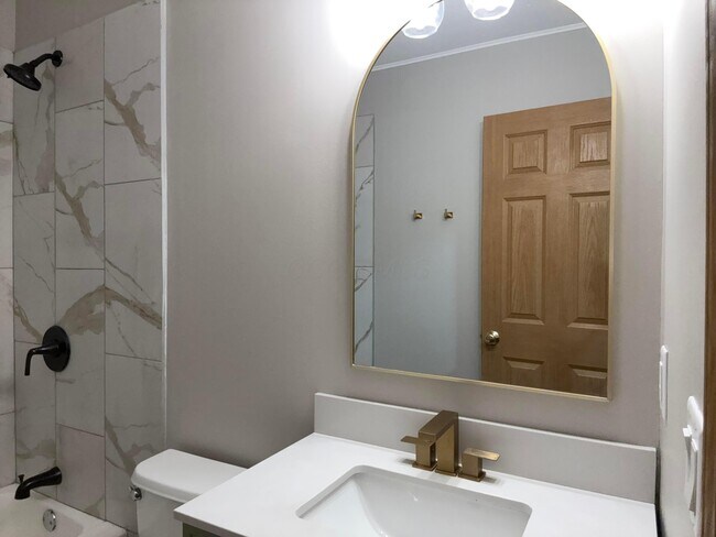 Building Photo - 3802 Willowswitch Ln