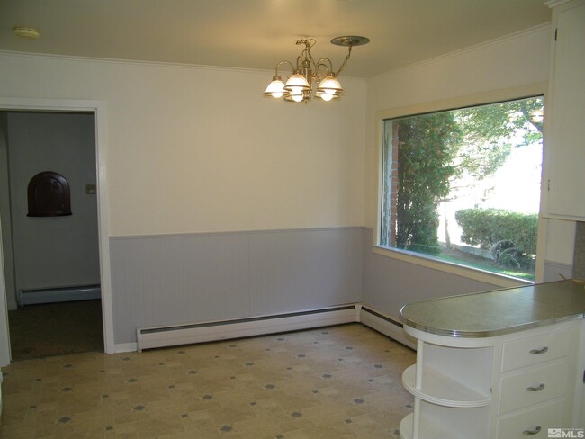 Building Photo - 494 Mottsville Ln