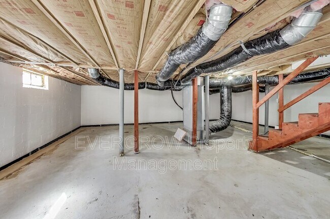 Building Photo - 514 West Broadway Street