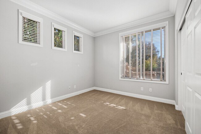 Building Photo - Stunning 5-Bedroom Pool Home in Talega – Luxury Living in San Clemente