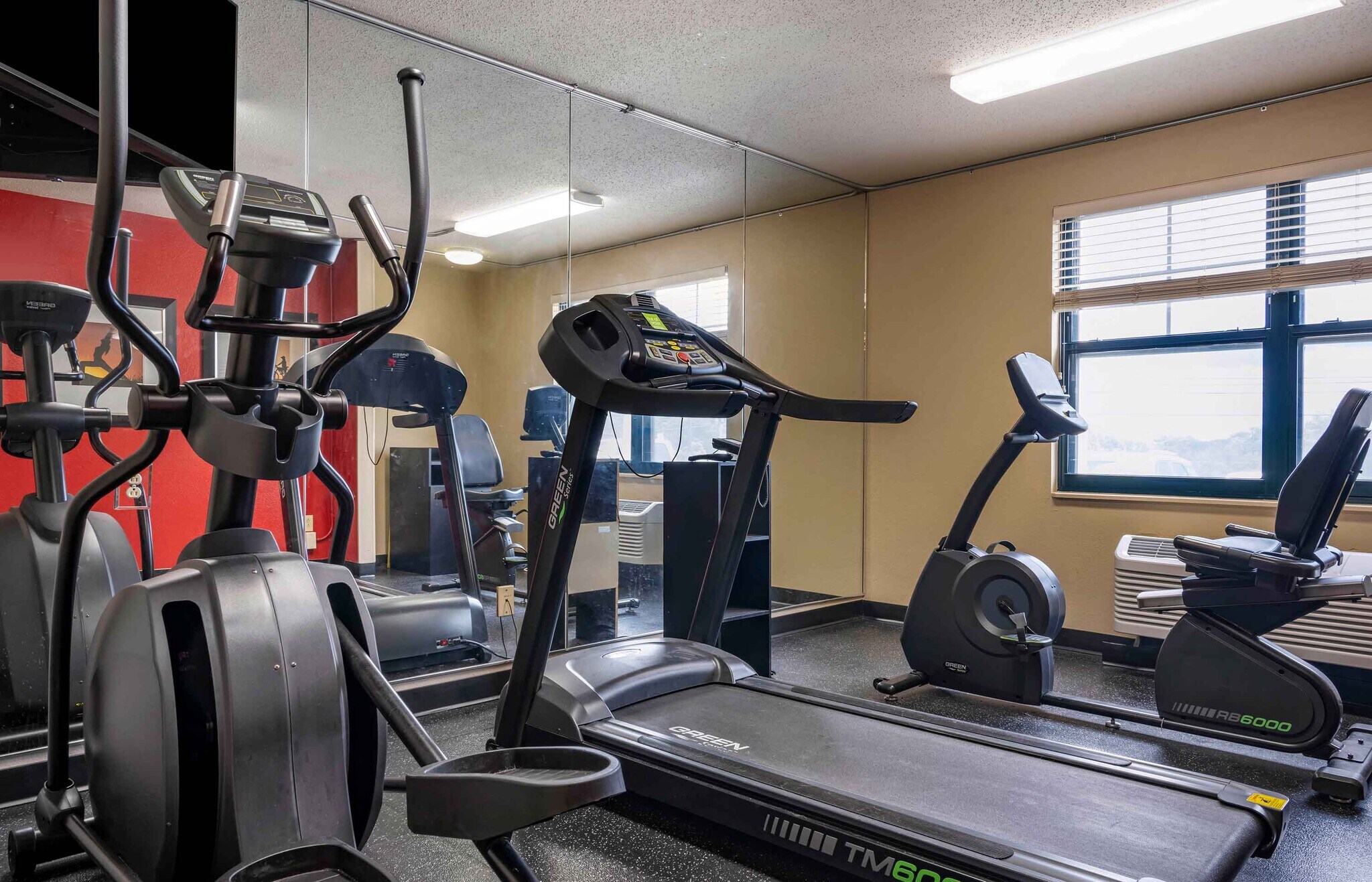 Building Photo - Furnished Studio-Pittsburgh - West Mifflin