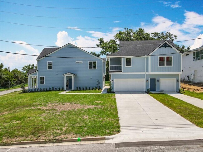Building Photo - 591 W Osceola St