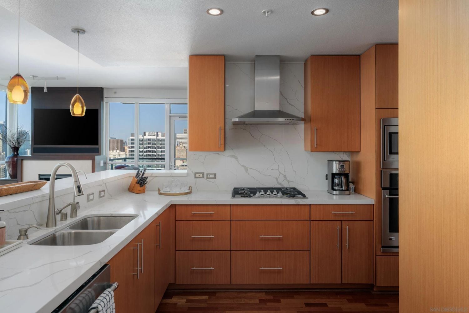 Building Photo - 325 Seventh Ave