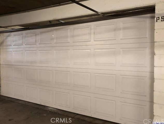 Building Photo - 414 E Valencia Ave