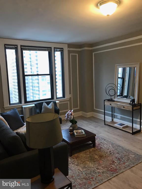 Building Photo - 2031 Locust St