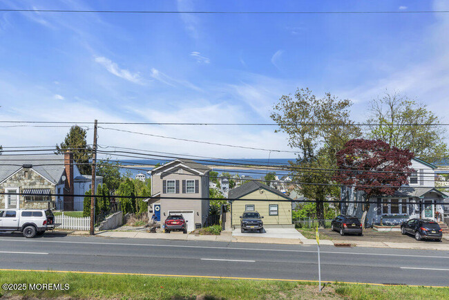 Building Photo - 193 Navesink Ave