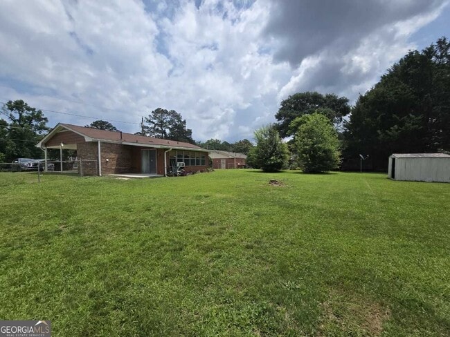Building Photo - 6589 Allatoona Rd