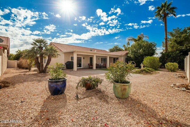 Building Photo - 10428 E Hercules Dr