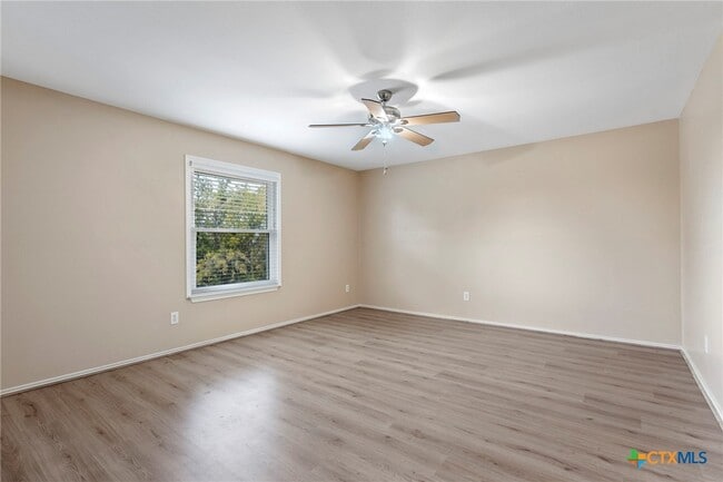 Building Photo - 108 Colt Loop