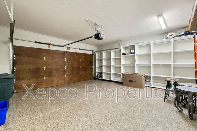 Building Photo - 175 Villaggio W