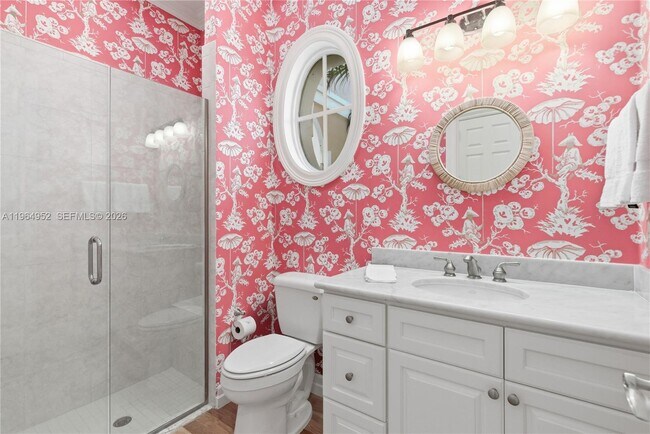 Building Photo - 12012 SE Laurel Ln