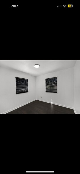 Building Photo - 1301 Ave L