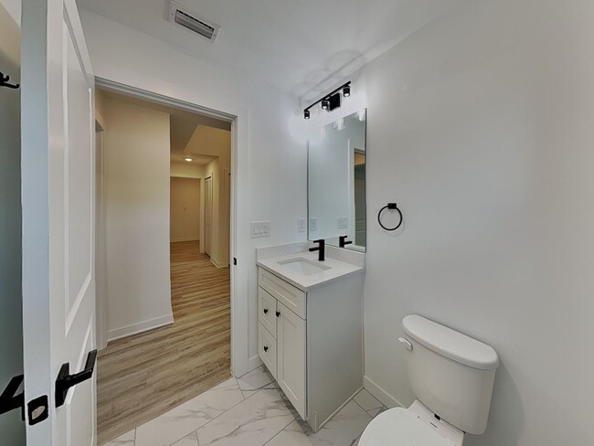 Building Photo - 3109 8th St W