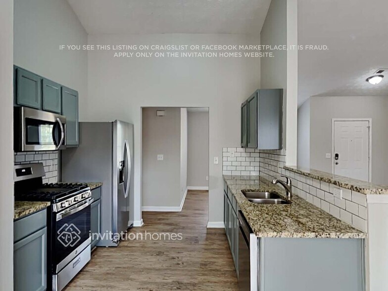 Building Photo - 186 Crestbend Ln