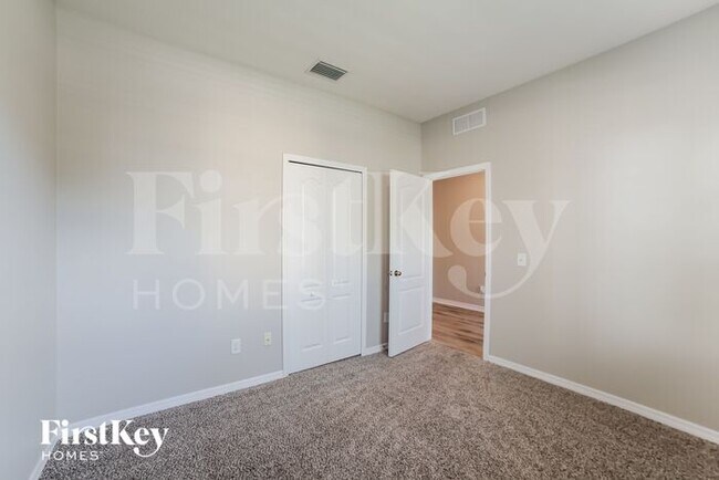 Building Photo - 1731 Bonita Bluff Ct