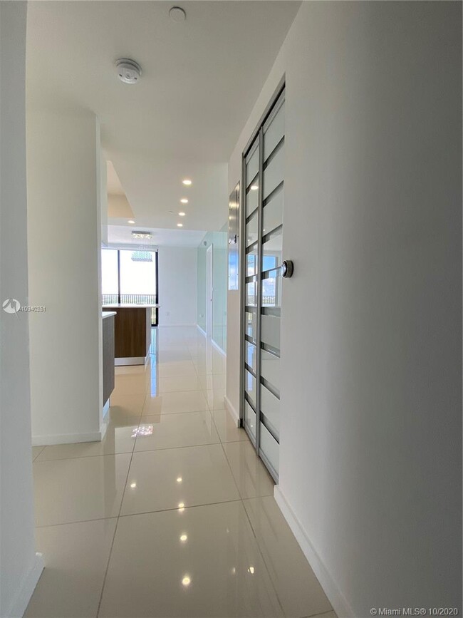 Building Photo - 5300 Paseo Blvd