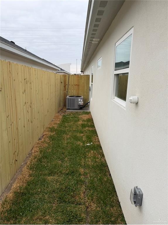 Building Photo - 9 N Alexandrite Ave