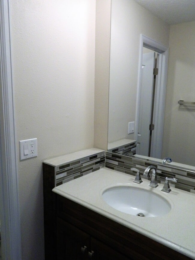 Building Photo - Long Term Rental- Dillon Valley East S205