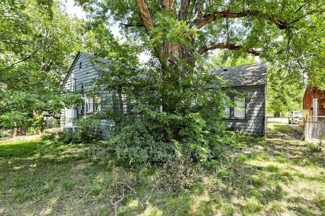 Building Photo - 3616 NW 27th St