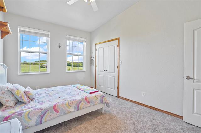 Building Photo - 215 Greathouse Cir