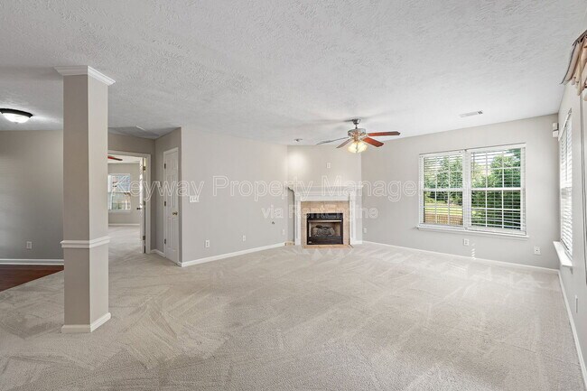 Building Photo - 845 Prairie Ln