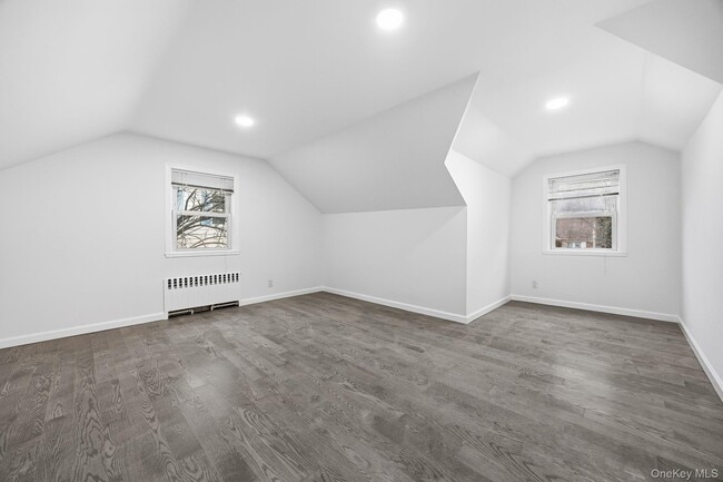 Building Photo - 291 Boulevard