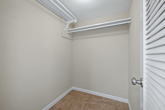 Building Photo - 608 NW 13th St