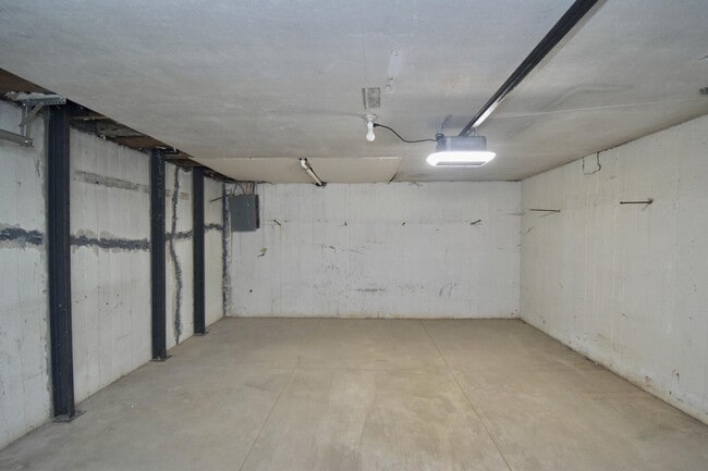 Building Photo - 5219 Colerain Ave